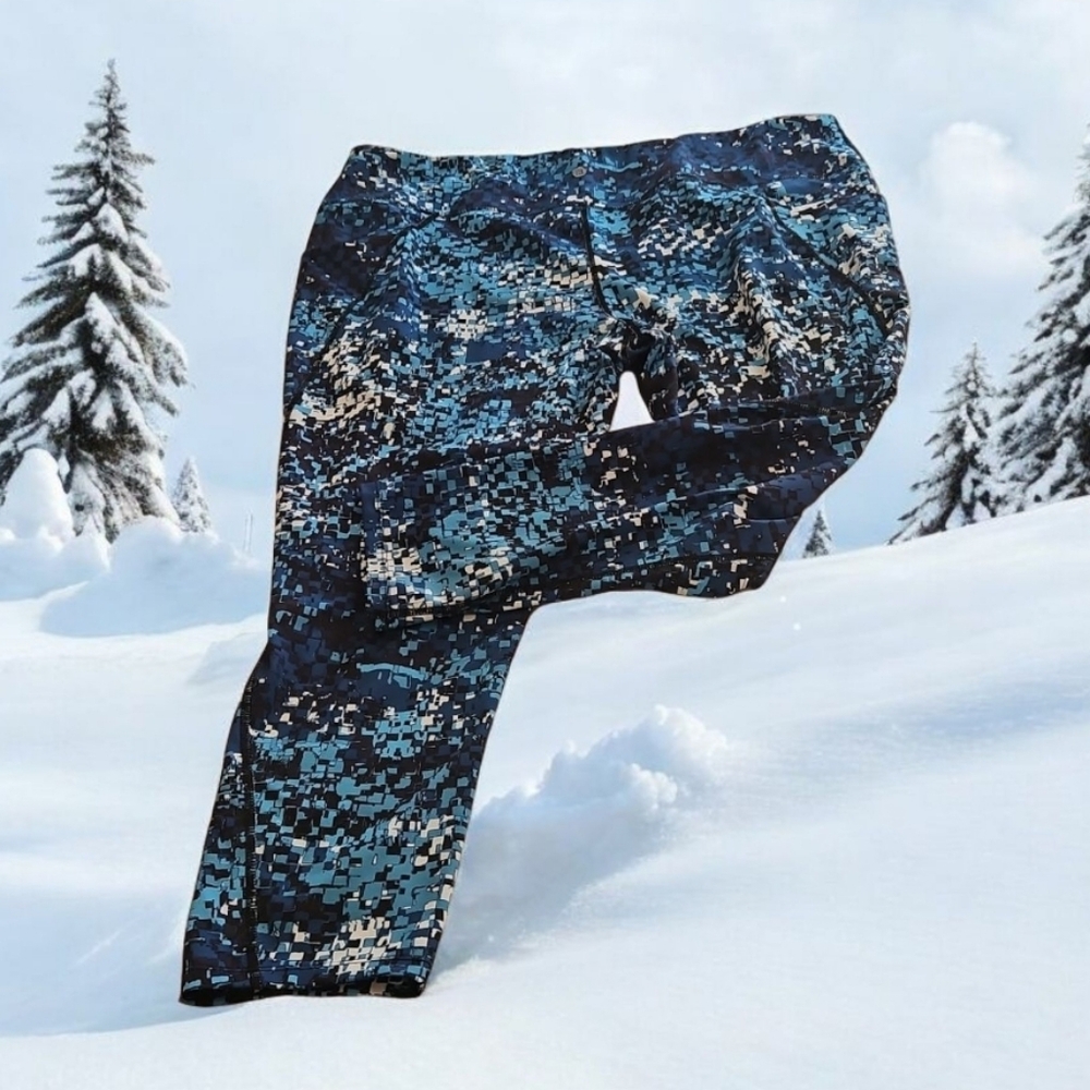 AB3 Athletic Capris Blue White Geometric Pattern Pockets 2X In Great Condition